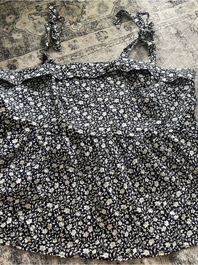 Torrid Women’s 4x Peplum Poplin Tie Strap Top Navy Ditsy Floral T3